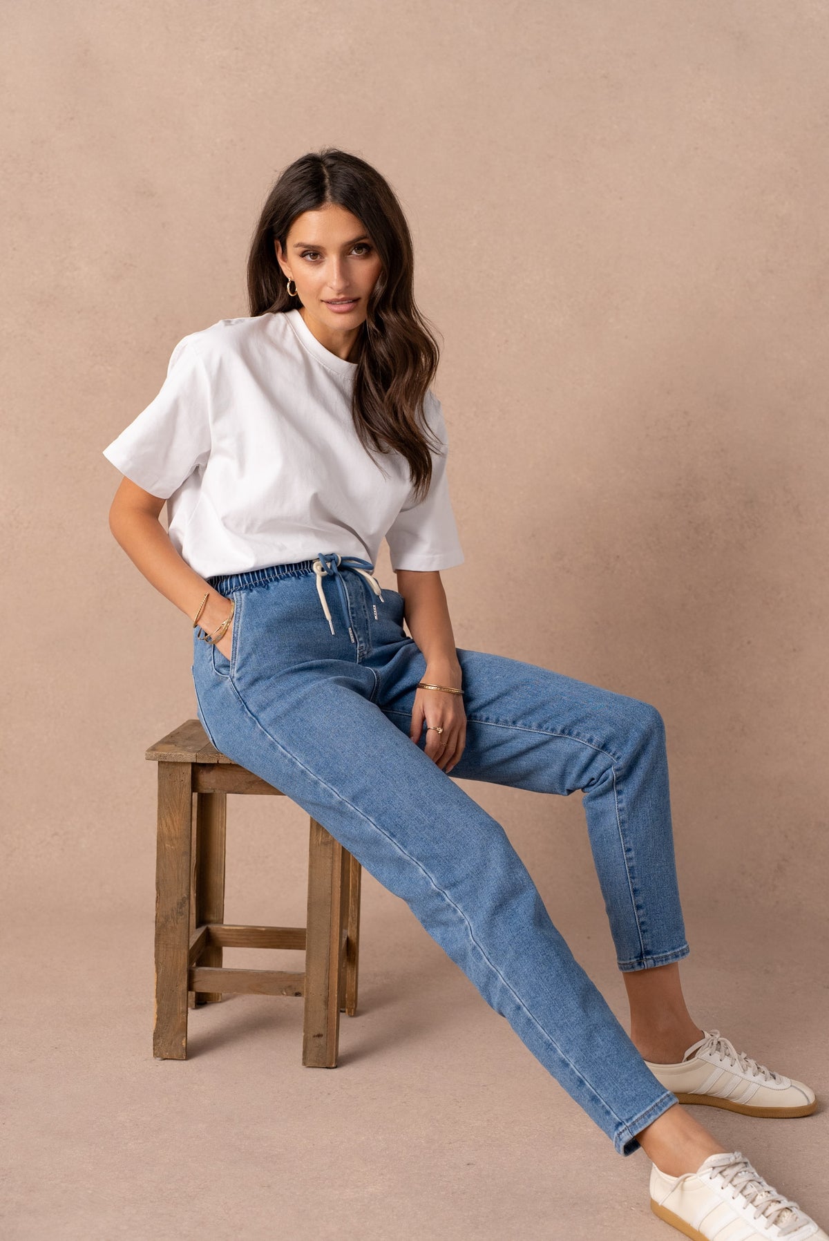 Jean mom fit à taille élastiquée