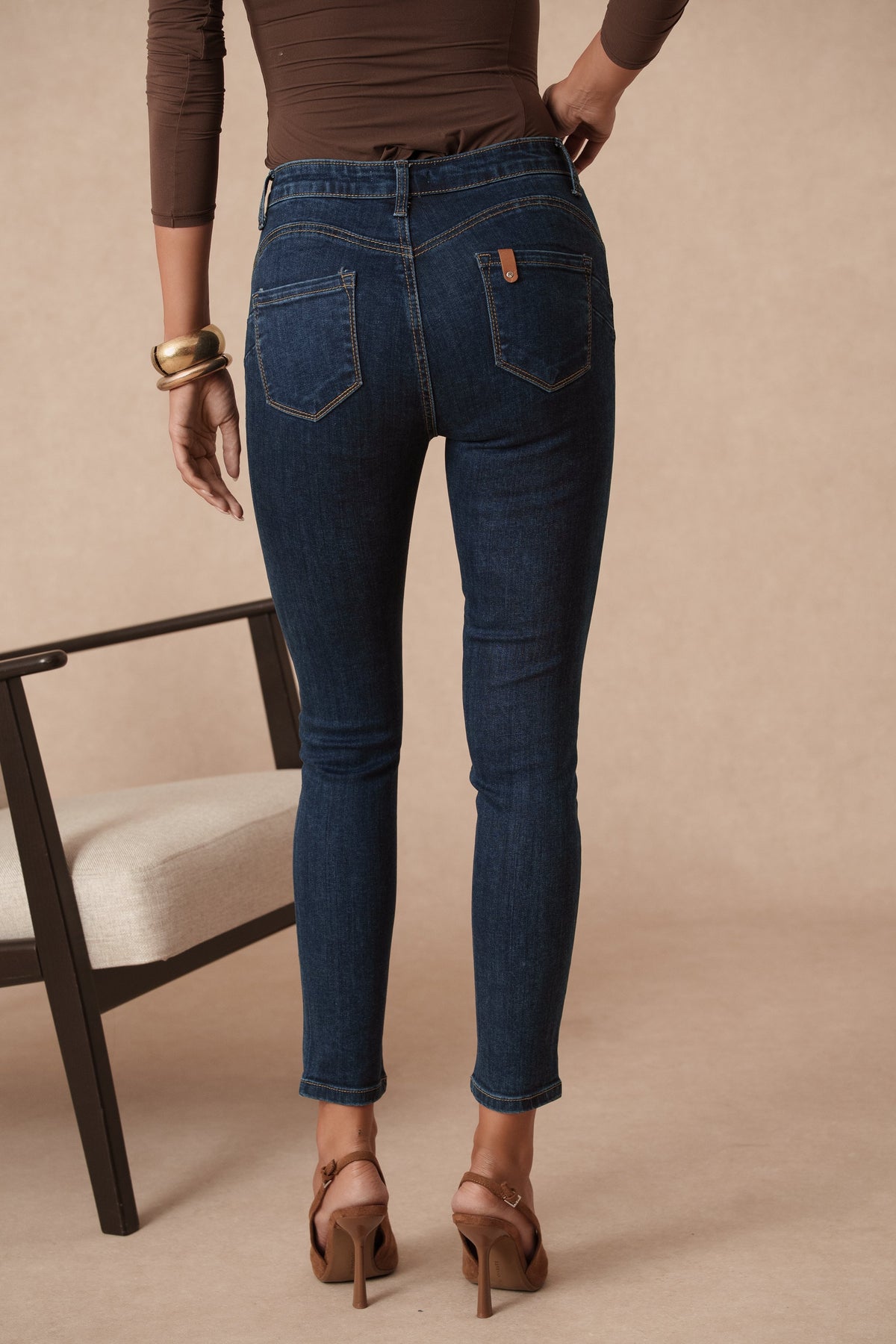 Jean slim push up avec détail poche arrière