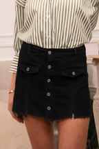 Jupe short à boutons couleur
