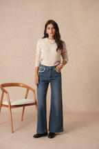 Jean wide leg avec détails dentelles