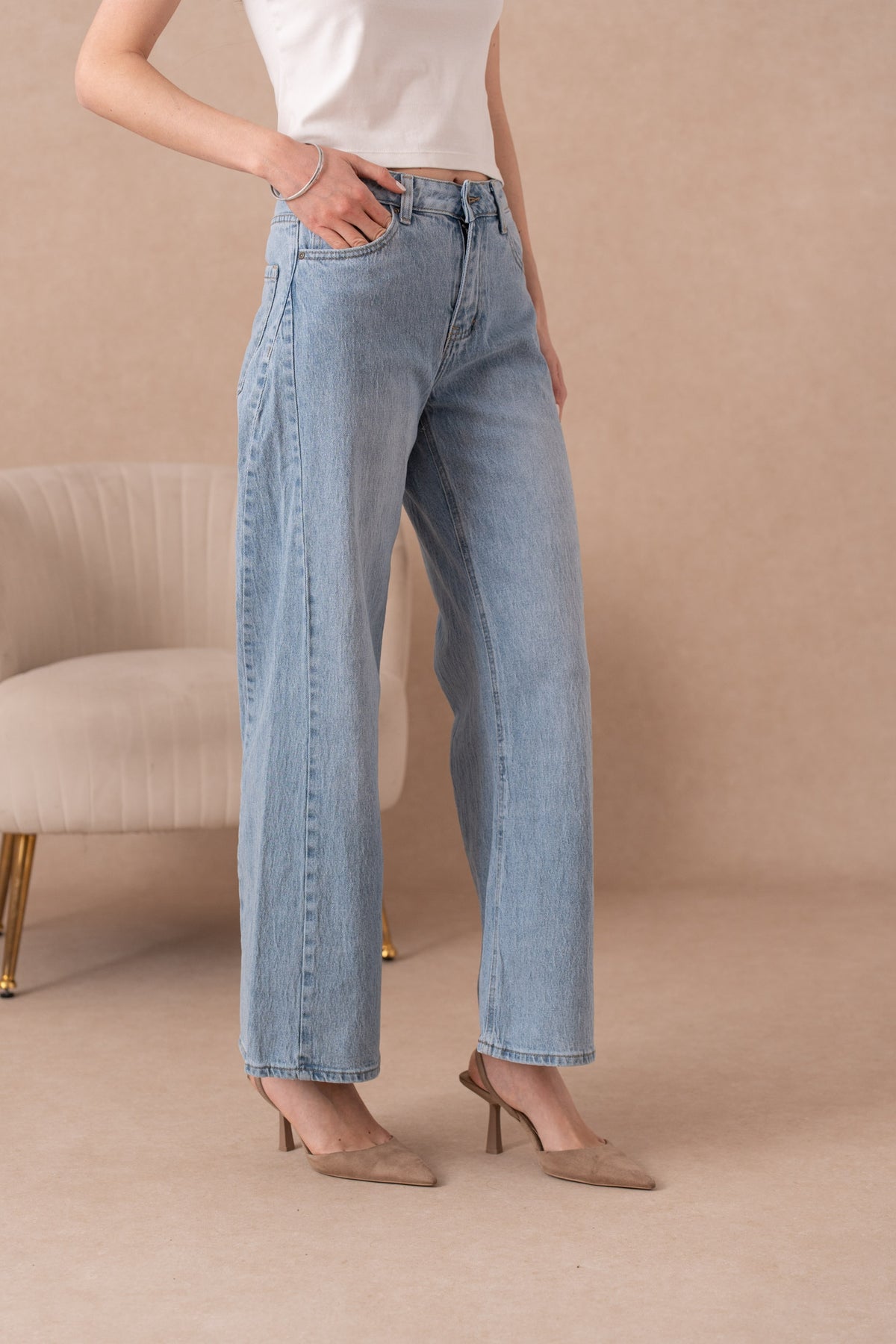 Jean large avec couture côté