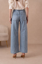 Jean large avec ceinture