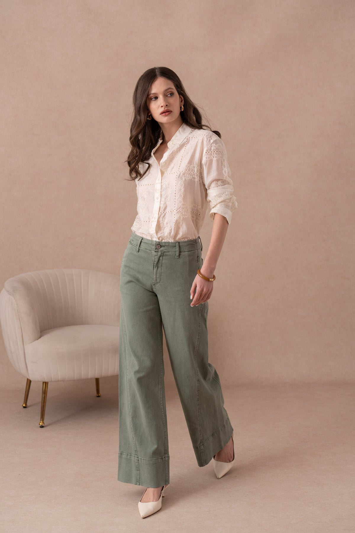 Jean large couleur avec couture sur le côté